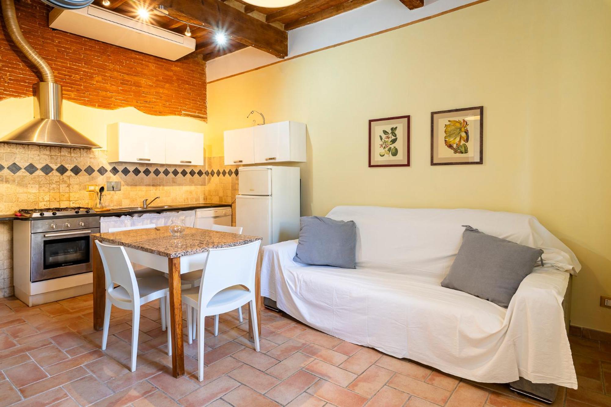 Livorno Yellow Apartament Near The Sea Bagian luar foto