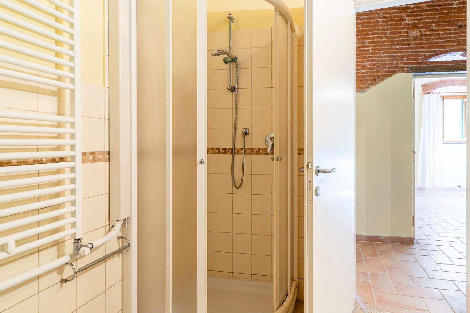 Livorno Yellow Apartament Near The Sea Bagian luar foto